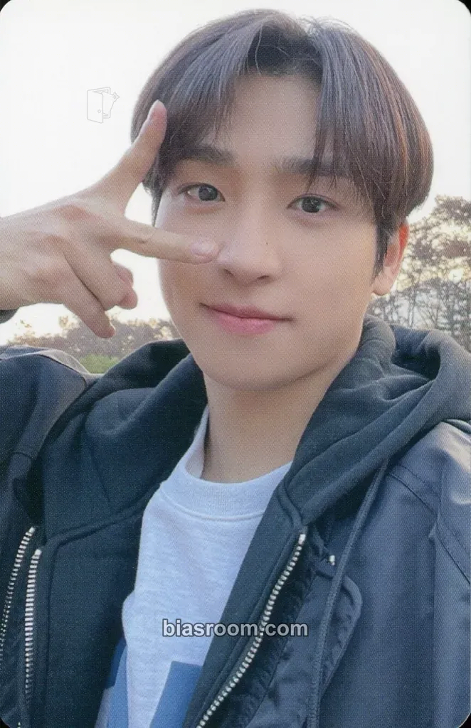 Sangyeon 2022 Fan-Con: The B-Road Photocard - THE BOYZ - THE BOYZ K-pop photocard