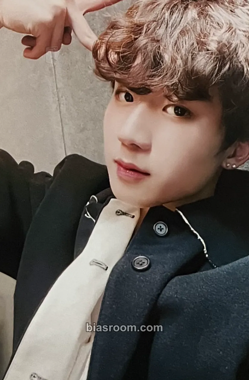 Geonu = NEUN Photocard - JustB - JustB K-pop photocard