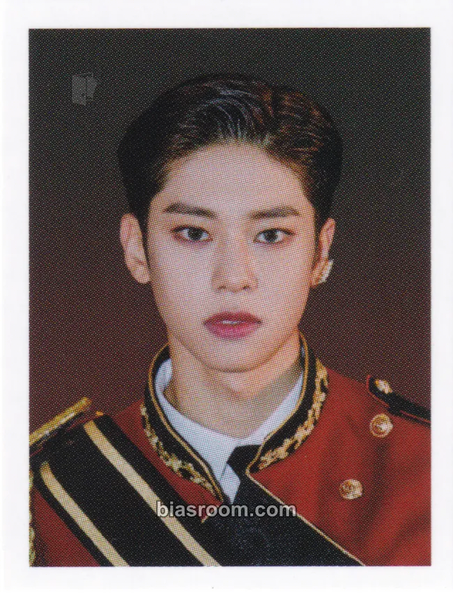 Donghyun SALUTE Photocard - AB6IX - AB6IX K-pop photocard