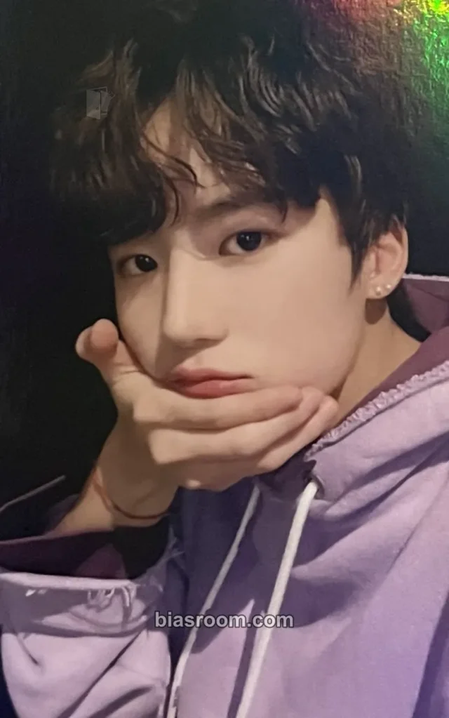 JustB - Geonu - = NEUN Album holographic (hologram) synnara lucky draw (LD)