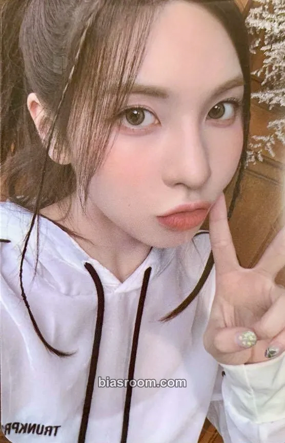 Bae NMIXX CHANGE UP : MIXX UNIVERSITY Photocard - NMIXX - NMIXX K-pop photocard