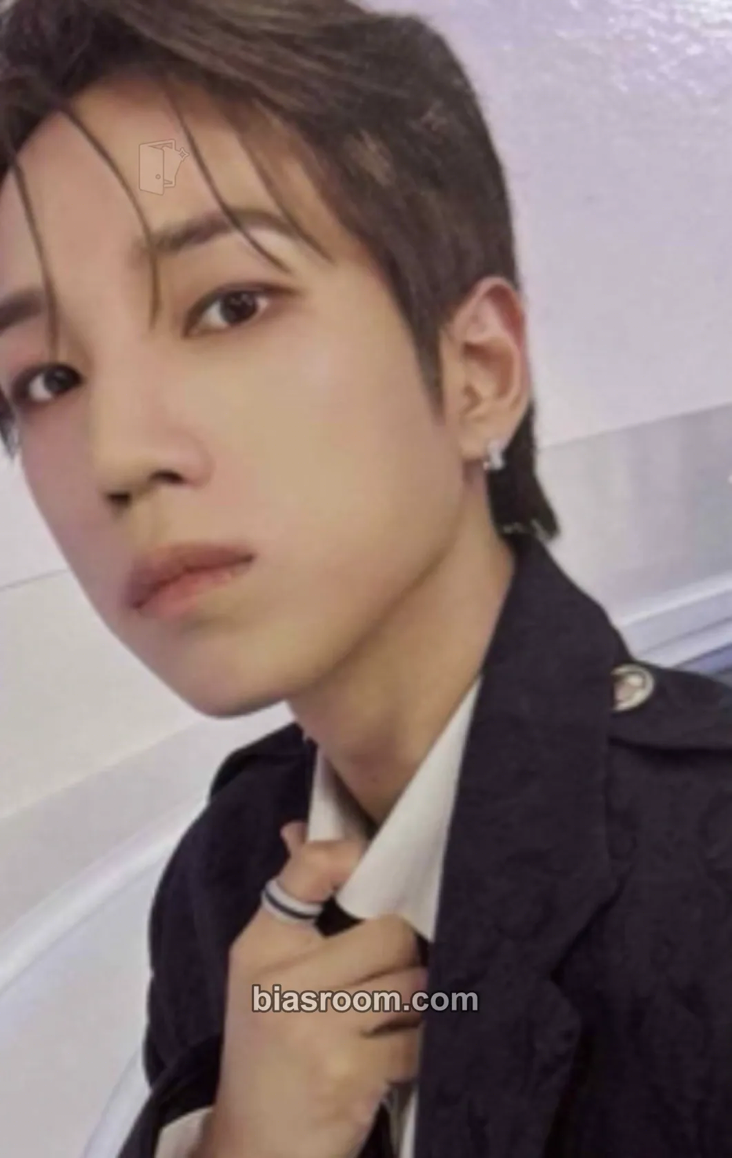 Sungkook VENI VIDI VICI Photocard - VANNER - VANNER K-pop photocard