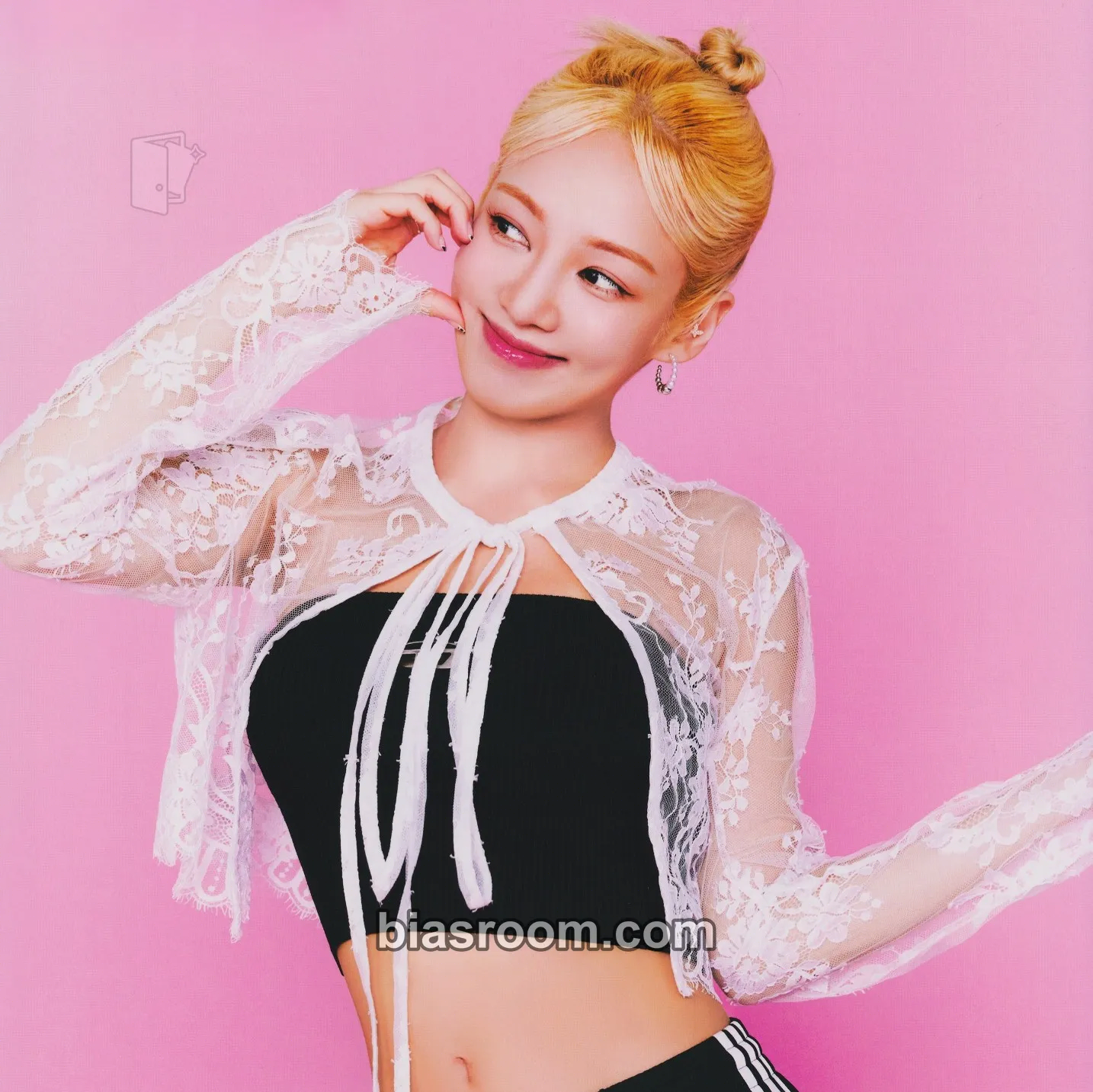 Hyoyeon SMTOWN LIVE 2025 Photocard - Girls' Generation - Girls' Generation K-pop photocard