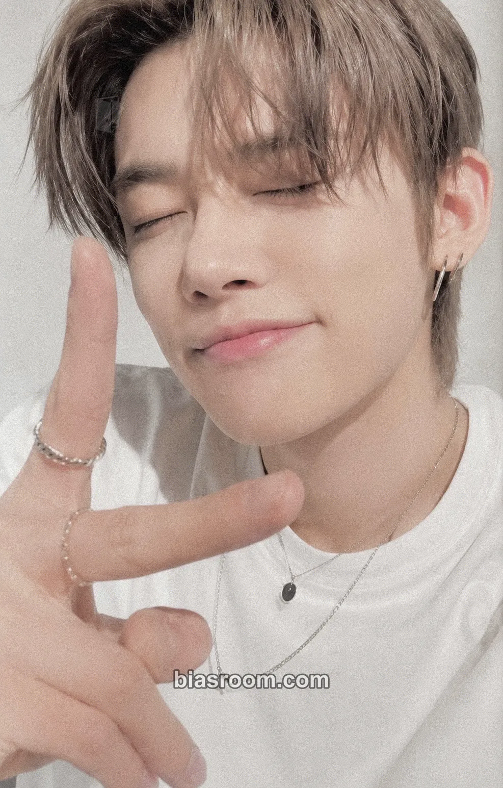 Yeonjun 2026 MOA Con Photocard - TOMORROW X TOGETHER - TOMORROW X TOGETHER K-pop photocard