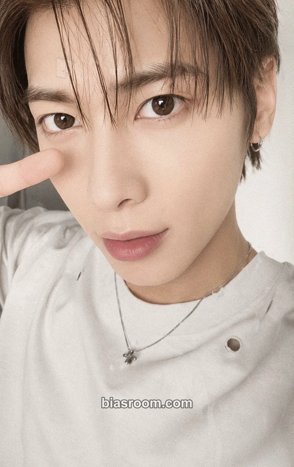 Taehyun 2026 MOA Con Photocard - TOMORROW X TOGETHER - TOMORROW X TOGETHER K-pop photocard