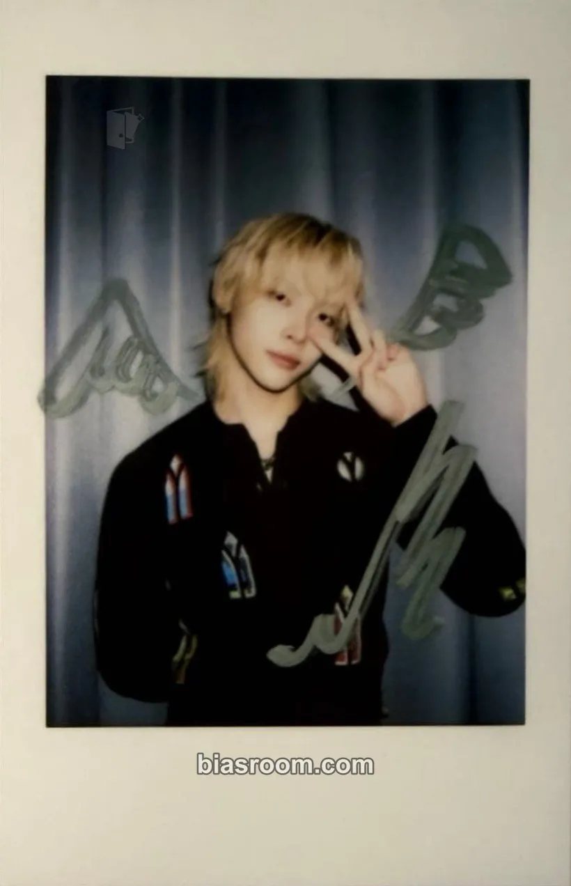 Nicholas Go in Blind - EP Photocard - &TEAM - &TEAM K-pop photocard