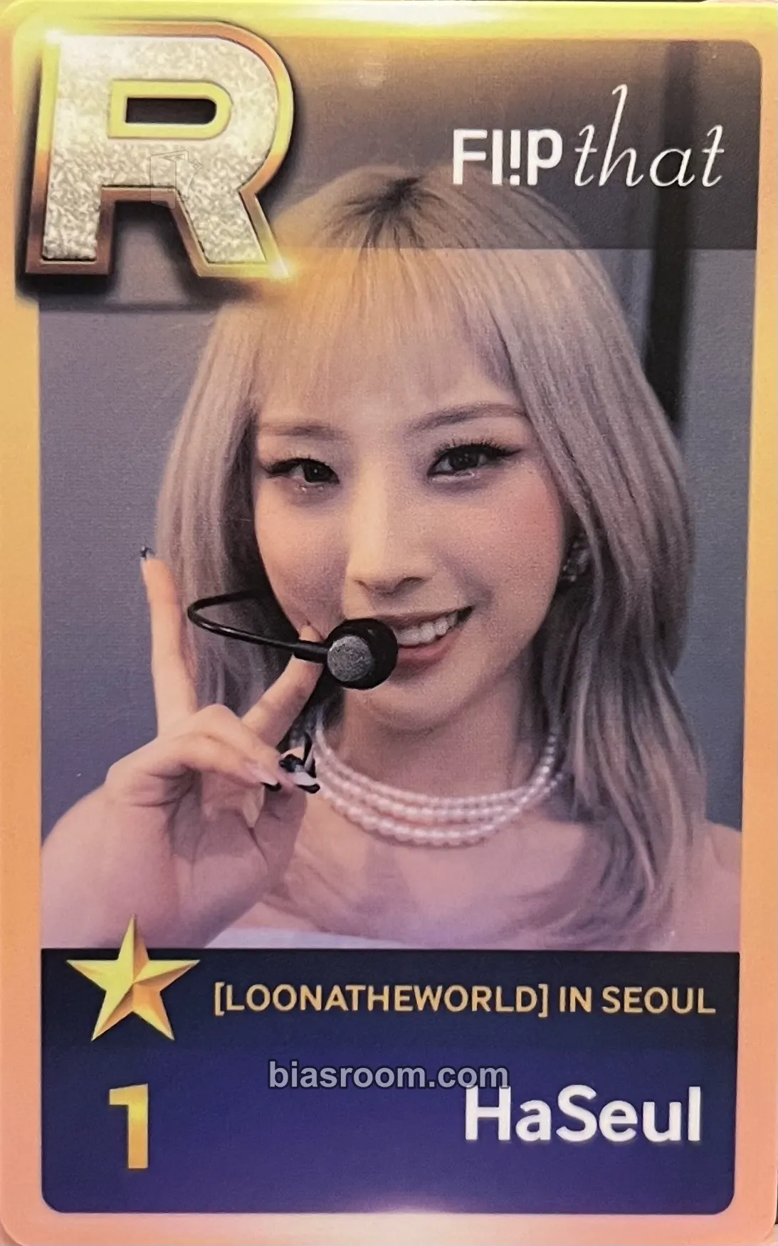 HaSeul LOONA 1st World Tour: LOONATHEWORLD Photocard - LOONA - LOONA K-pop photocard