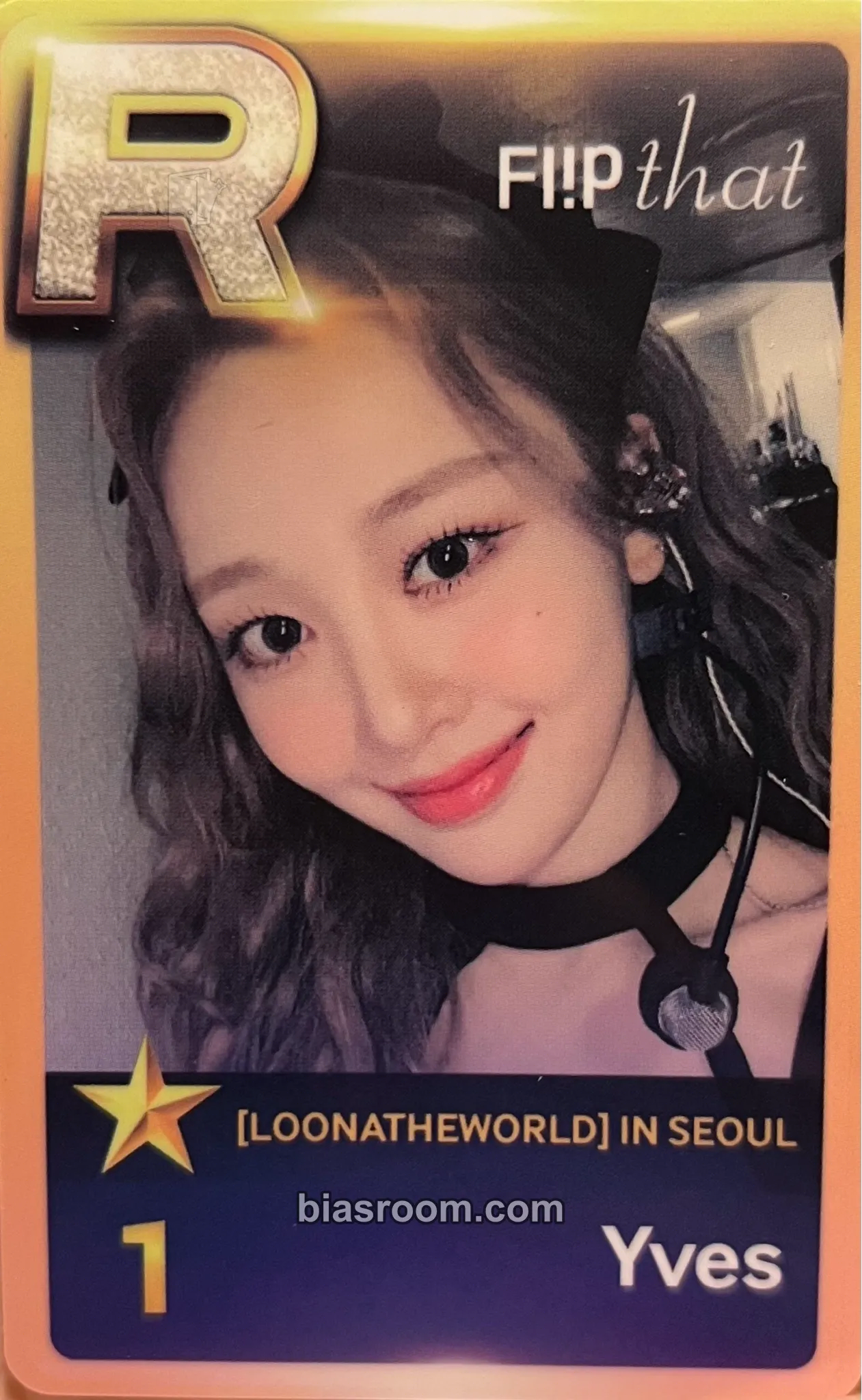 Yves LOONA 1st World Tour: LOONATHEWORLD Photocard - LOONA - LOONA K-pop photocard