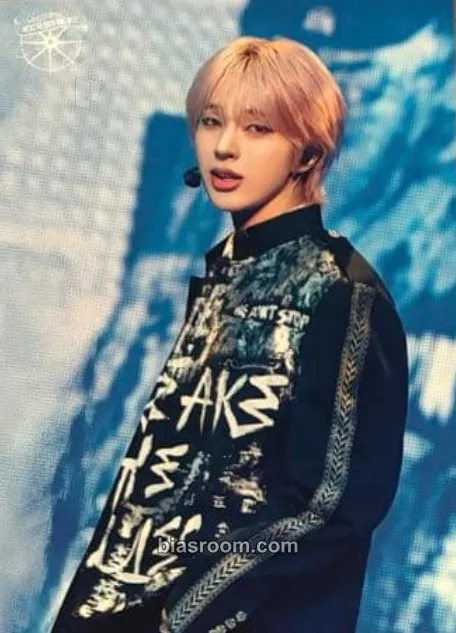 Tomoya NEXZ Live Tour 2025 "One Bite" Photocard - NEXZ - NEXZ K-pop photocard