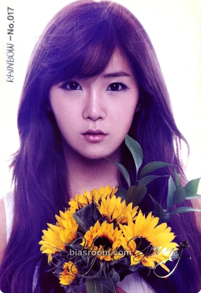 Rainbow - Hyunyoung - So Girls (SO 女) Album lotte snack non-standard size