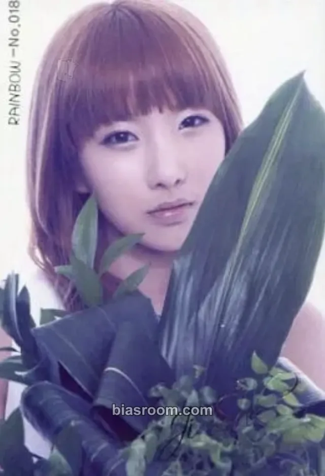 Rainbow - Jisook - So Girls (SO 女) Album lotte snack non-standard size