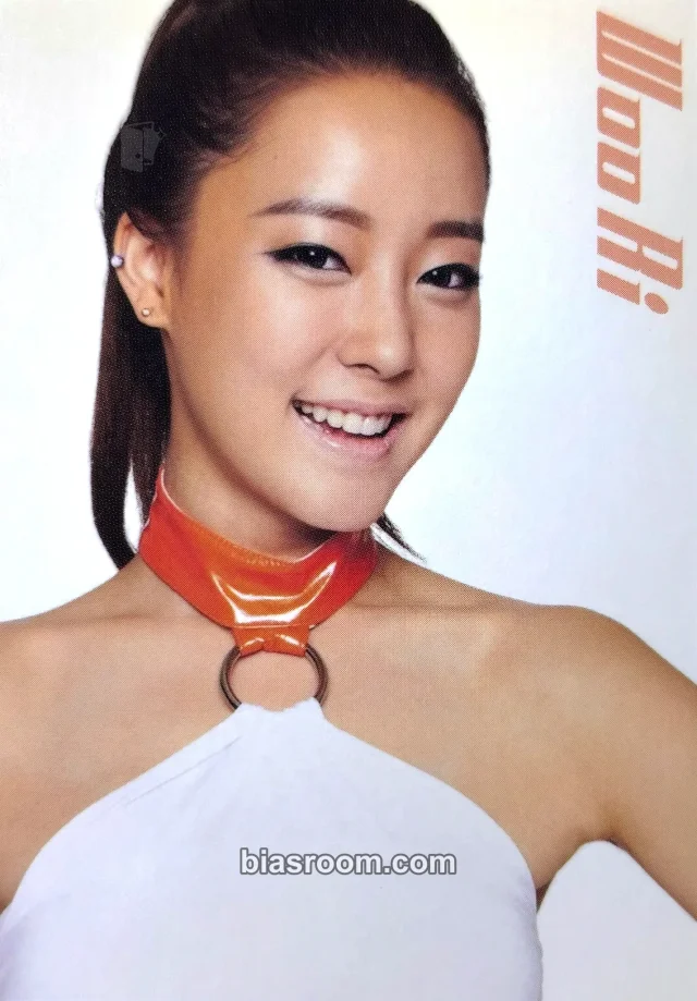 Rainbow - Woori - A (Japanese Version) Album trading card non-standard size