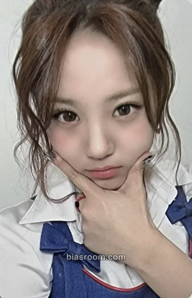 Yuna DELIGHT Photocard - CSR - CSR K-pop photocard