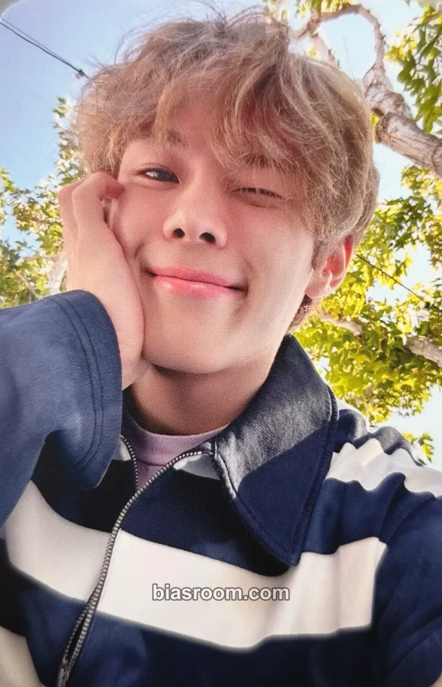 Seobin Yoon Seobin Rizz K-pop photocard