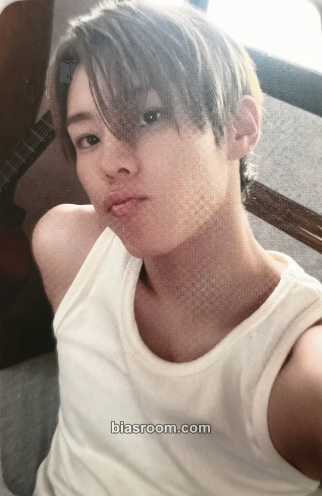 Yoon Seobin - Seobin - Rizz Album album photocard rizz version 'selfie' version