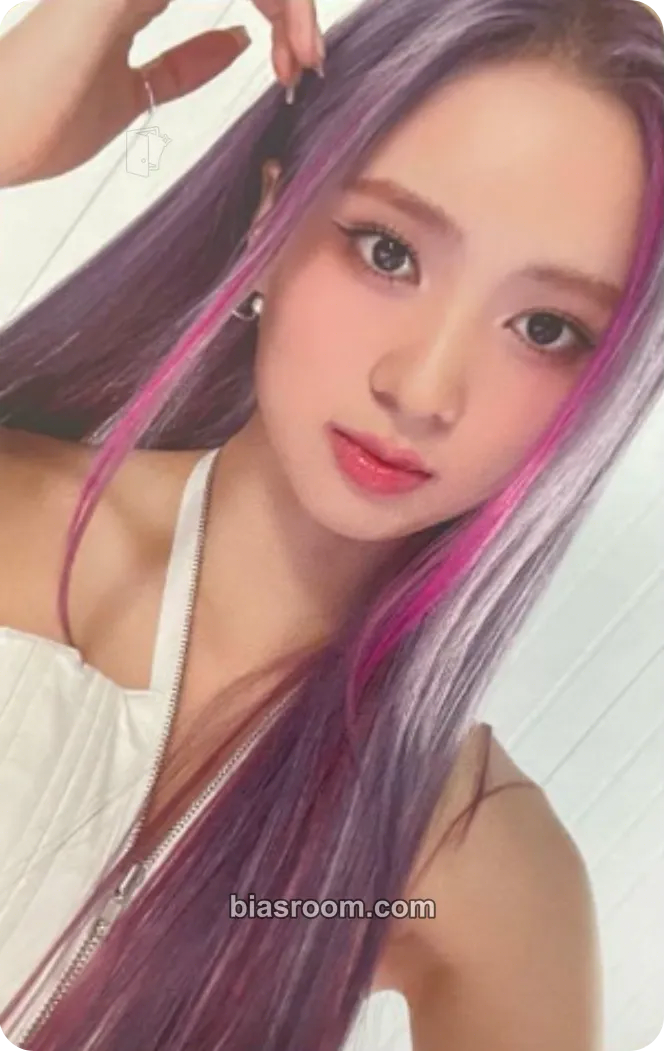 May Cherry Dash Photocard - Cherry Bullet - Cherry Bullet K-pop photocard