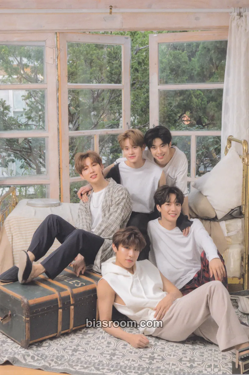 ABNEW Fanclub 1st Official Fan Kit Photocard - AB6IX - AB6IX K-pop photocard