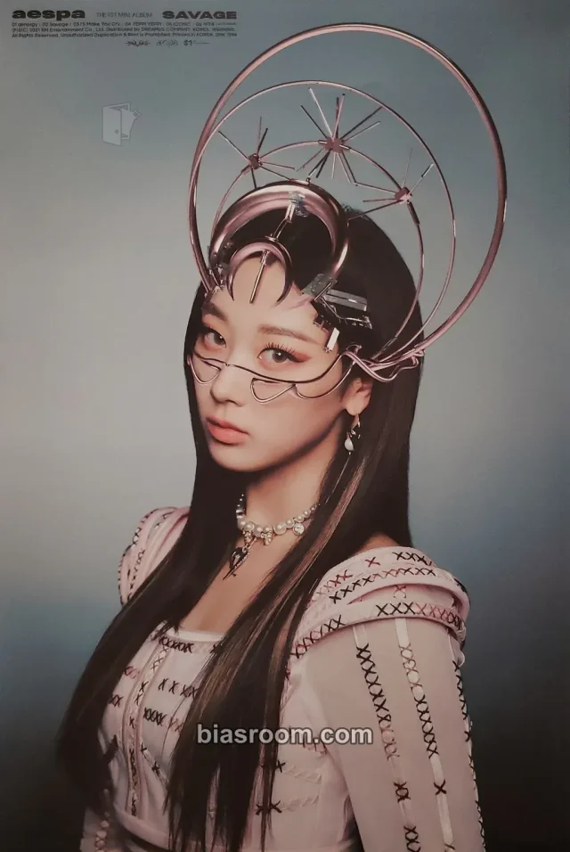 aespa - Giselle - Savage Album synk dive version poster album inclusion