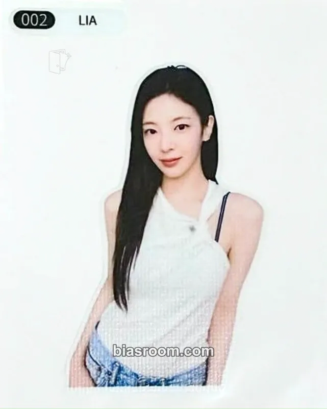 Lia Motto Photocard - ITZY - ITZY K-pop photocard