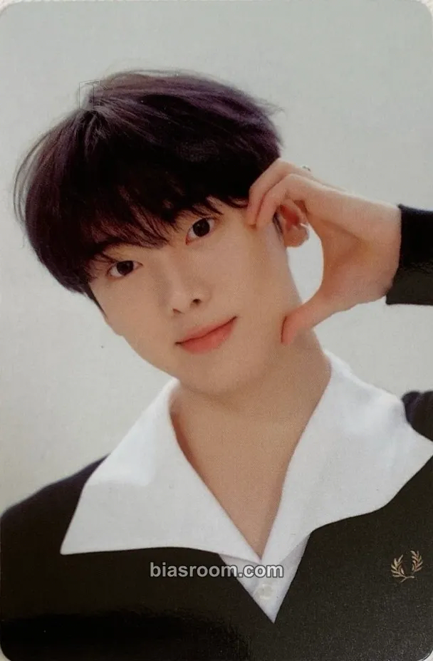 Yoon San-ha 2023 Season’s Greetings Photocard - ASTRO - ASTRO K-pop photocard