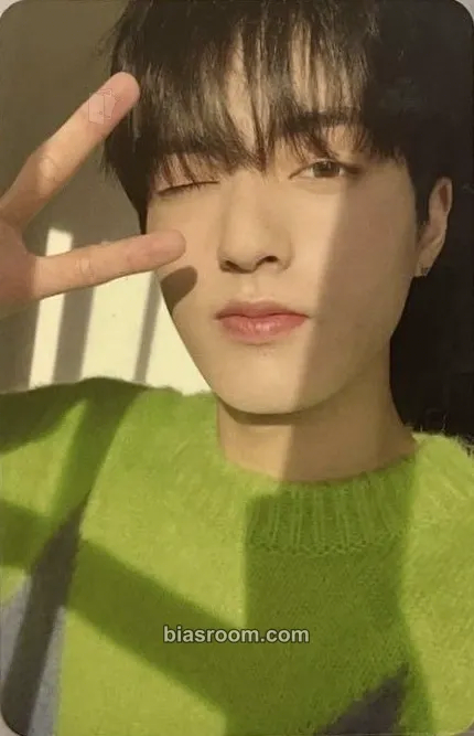 Haruto THE FIRST STEP : TREASURE EFFECT Photocard - TREASURE - TREASURE K-pop photocard