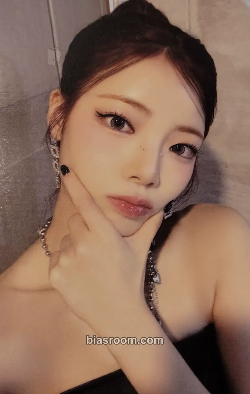 Na Goeun BXX Photocard - PURPLE KISS - PURPLE KISS K-pop photocard