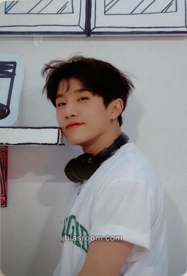 JinJin 2023 Season’s Greetings Photocard - ASTRO - ASTRO K-pop photocard