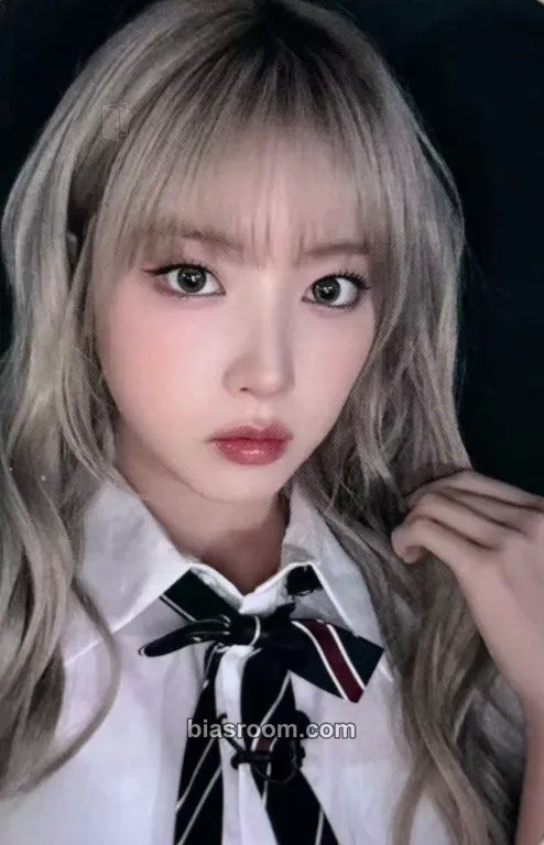 Jiwoo Fe3O4: FORWARD Photocard - NMIXX - NMIXX K-pop photocard