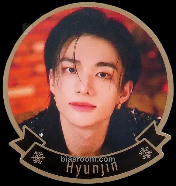 Hyunjin SHIBUYA109 XMAS x Stray Kids Photocard - Stray Kids - Stray Kids K-pop photocard