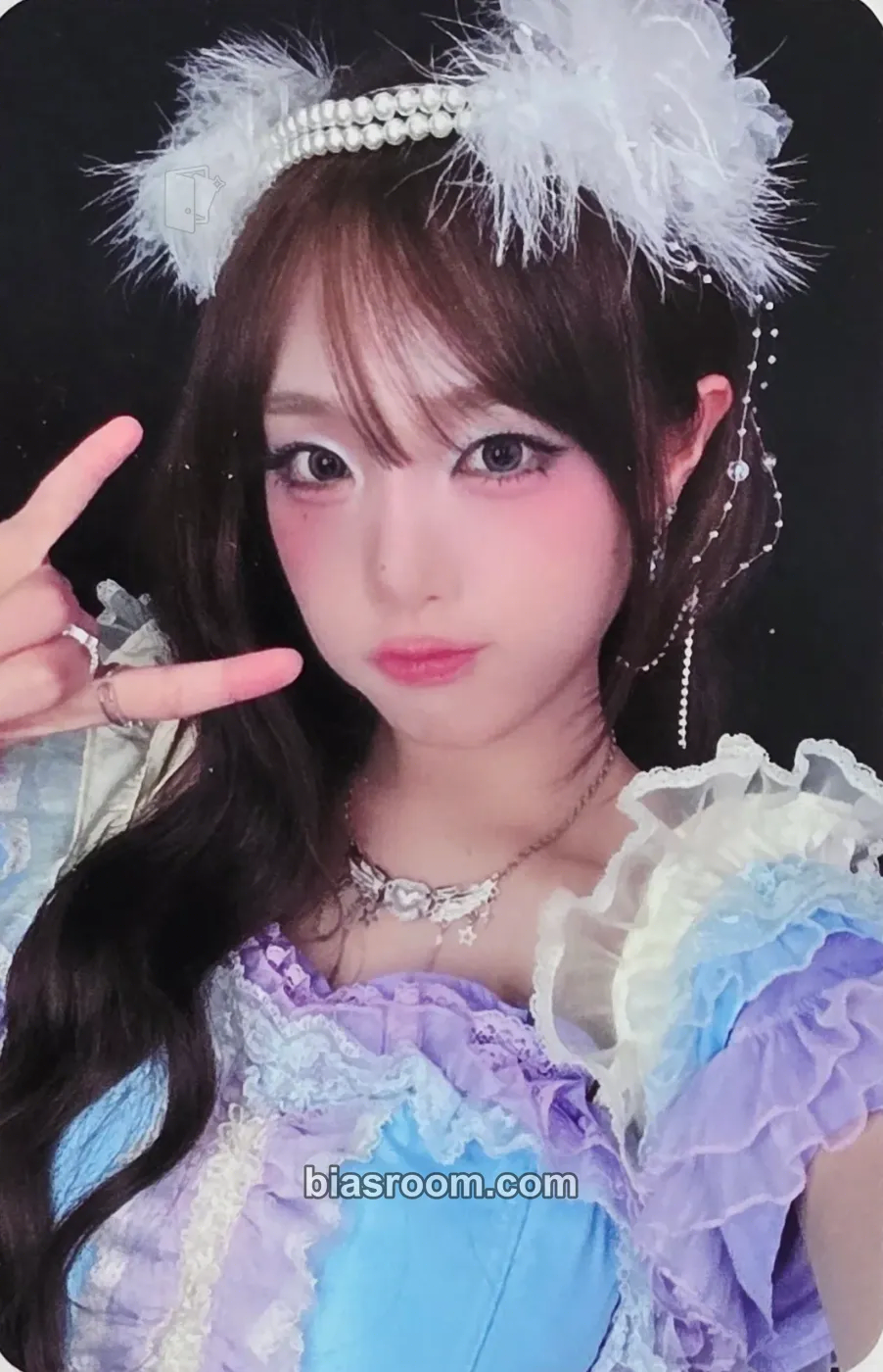 Yena Blooming Wings Photocard - Yena K-pop photocard