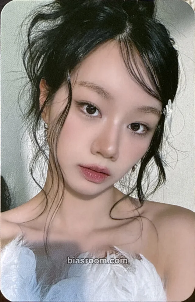 Girl's Day - Hyeri - 2026 Season’s Greetings: I Am My Own Angel Other photocard set