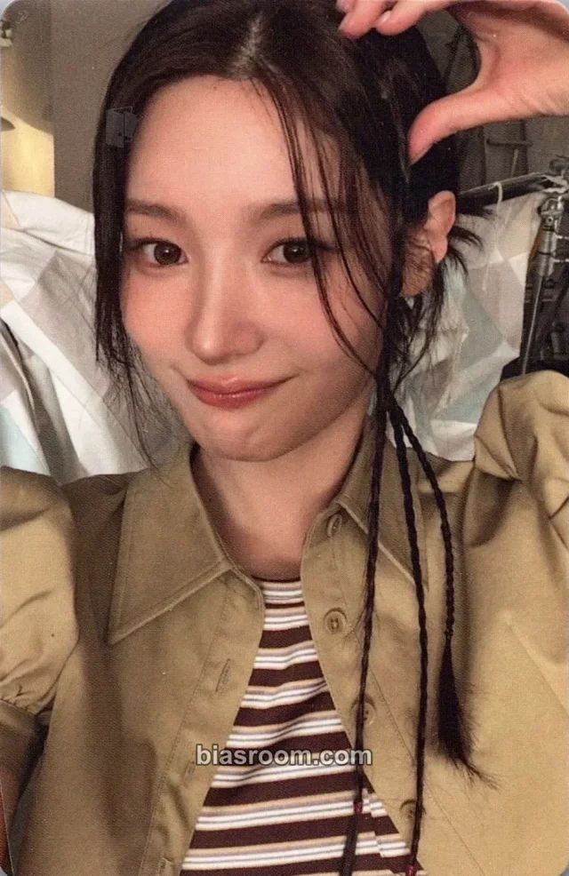I.O.I - Chaeyeon - LOOP Album album photocard