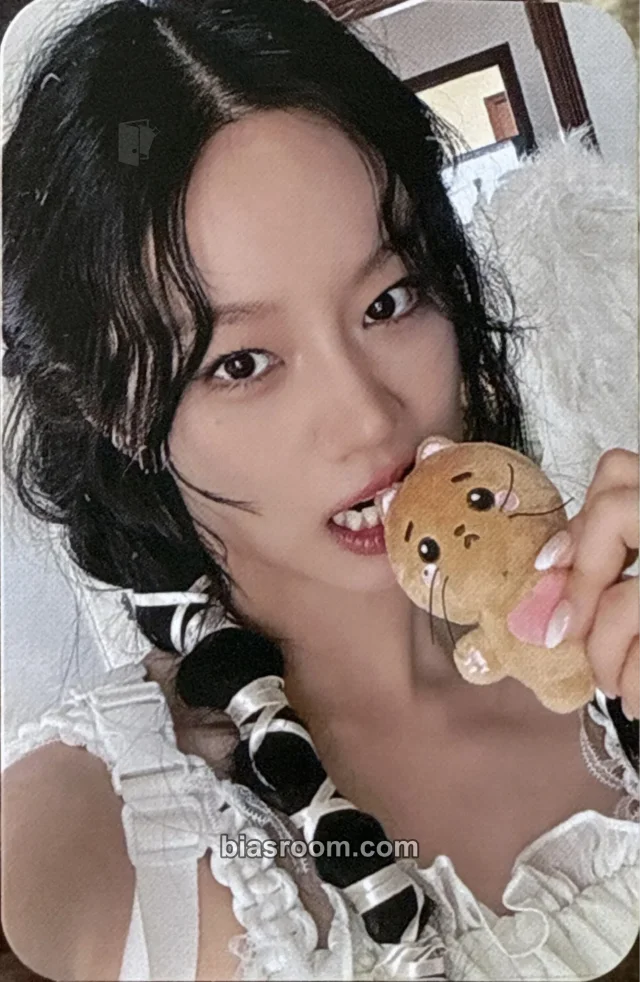 Girl's Day - Hyeri - 2026 Season’s Greetings: I Am My Own Angel Other photocard set MD event
