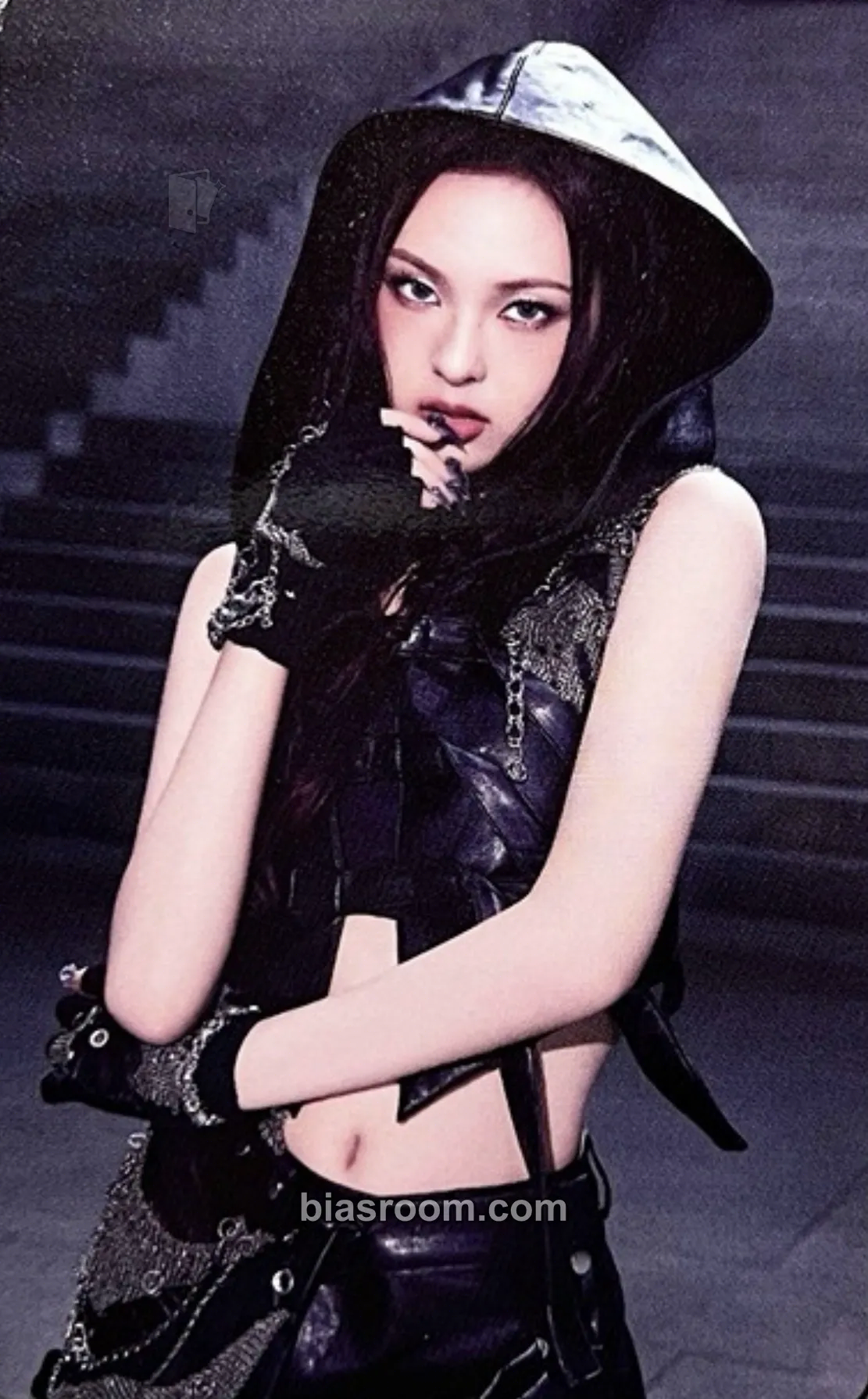 Chiquita WE GO UP MD Events Photocard - BABYMONSTER - BABYMONSTER K-pop photocard
