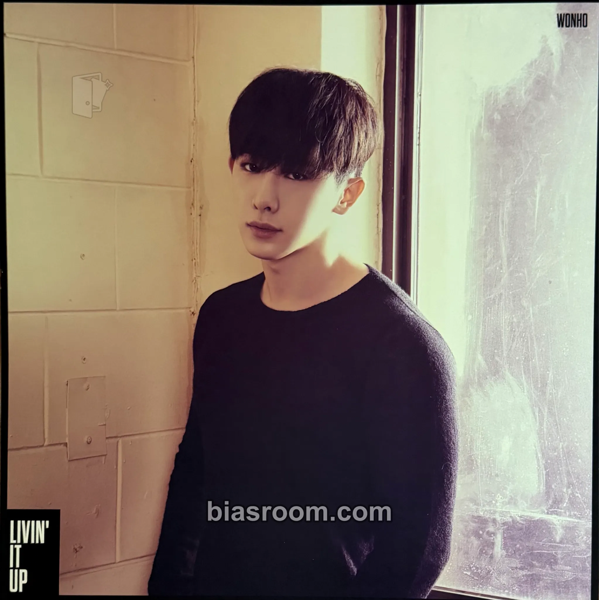 Wonho Livin' It Up Photocard - MONSTA X - MONSTA X K-pop photocard