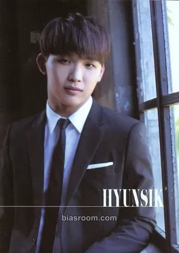Hyunsik L.U.V Photocard - BTOB - BTOB K-pop photocard