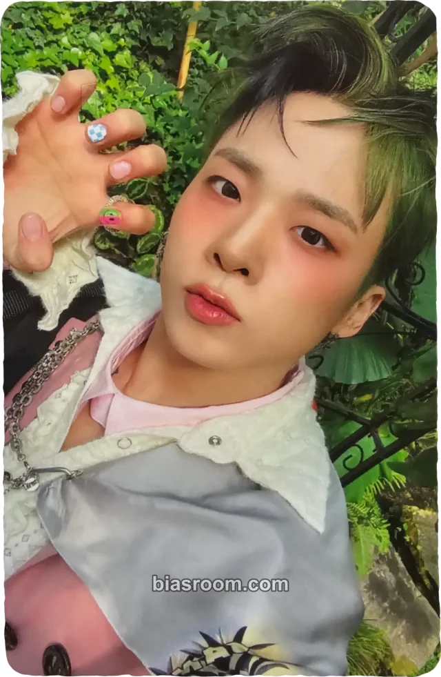 MCND - Castle J - X10 Album album photocard one team version