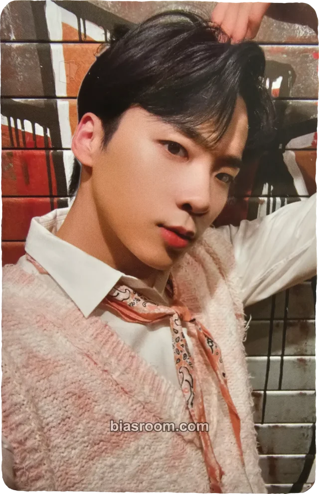 MCND - Castle J - THE EARTH: SECRET MISSION Chapter.2 Album album photocard bag version