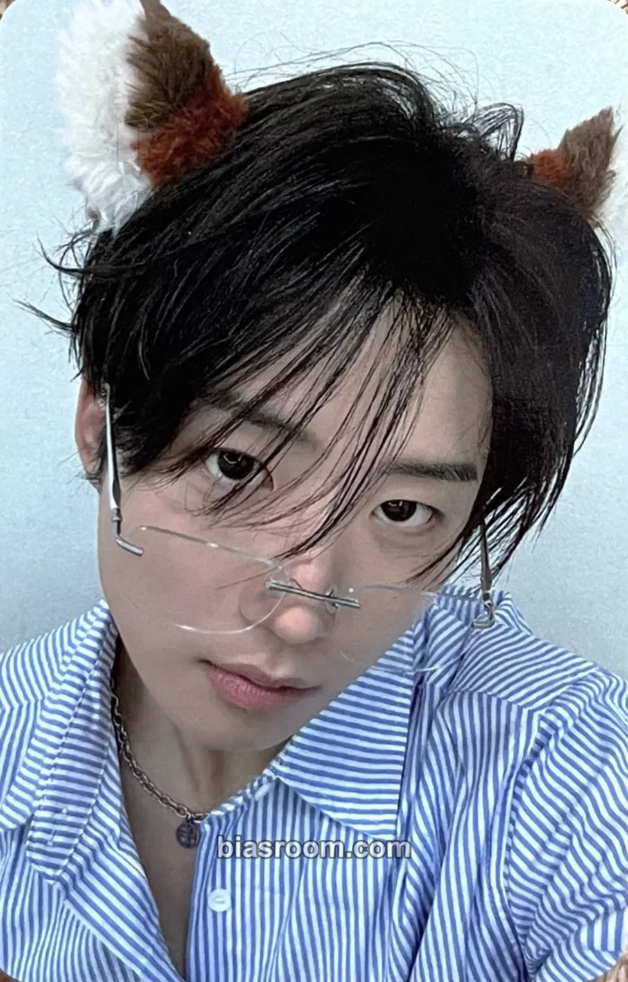Geonu Too Late Photocard - JustB - JustB K-pop photocard
