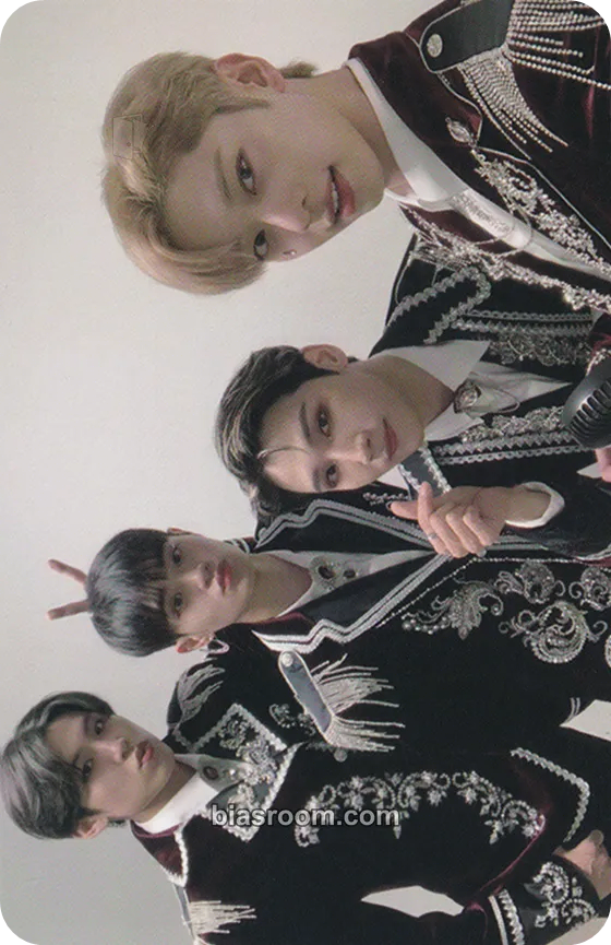 SALUTE Photocard - AB6IX - AB6IX K-pop photocard