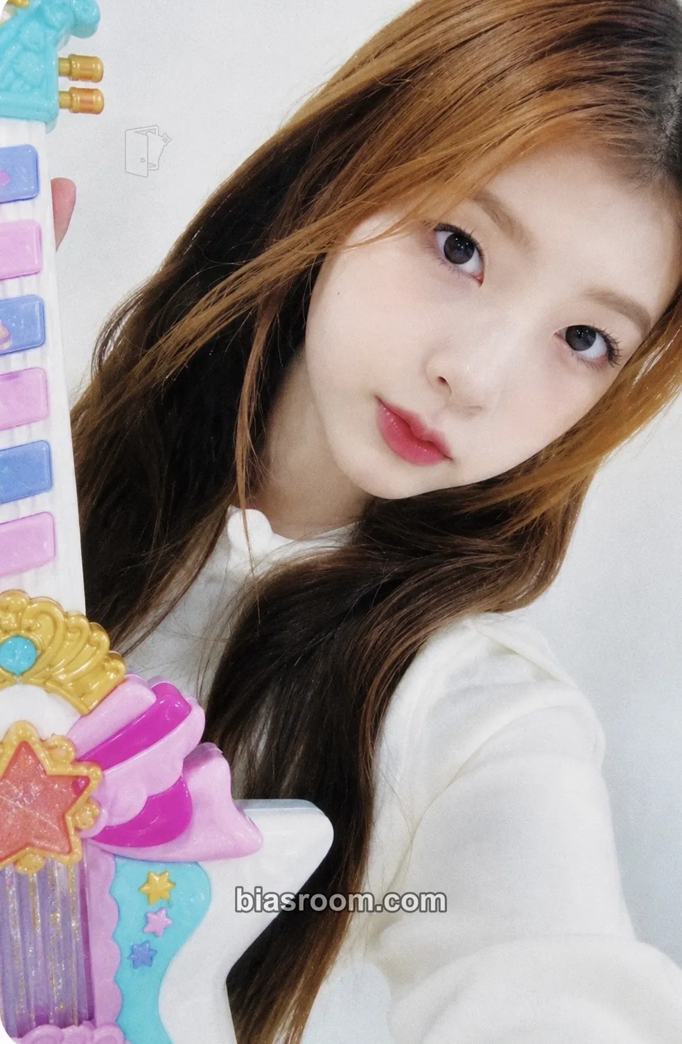 Yoona CURIOUS Photocard - UNIS - UNIS K-pop photocard