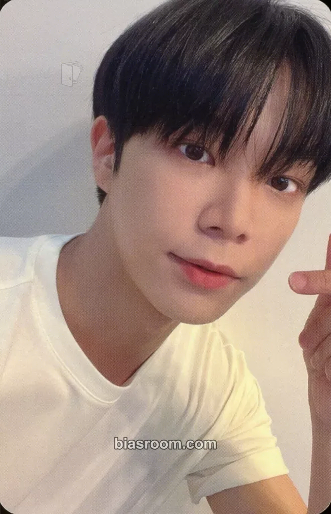 Dongheon 2022 VERIVERY CONCERT PAGE : O Photocard - VERIVERY - VERIVERY K-pop photocard