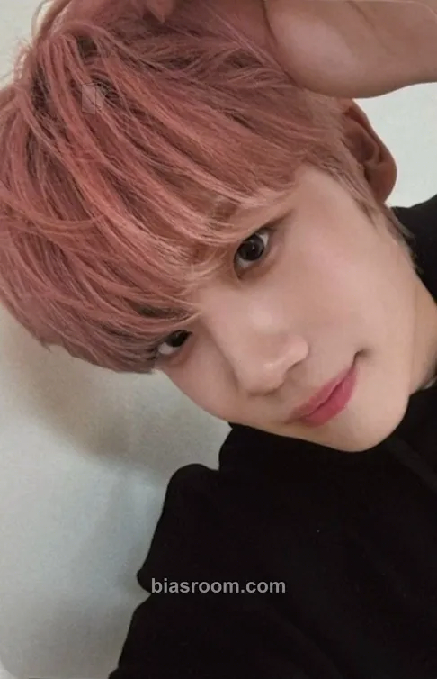 Kenshin ETERNALT Photocard - CLOSE YOUR EYES - CLOSE YOUR EYES K-pop photocard