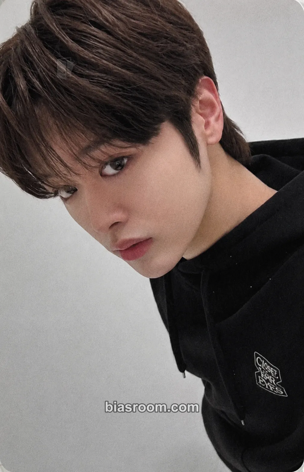 Ma Jingxiang ETERNALT Photocard - CLOSE YOUR EYES - CLOSE YOUR EYES K-pop photocard