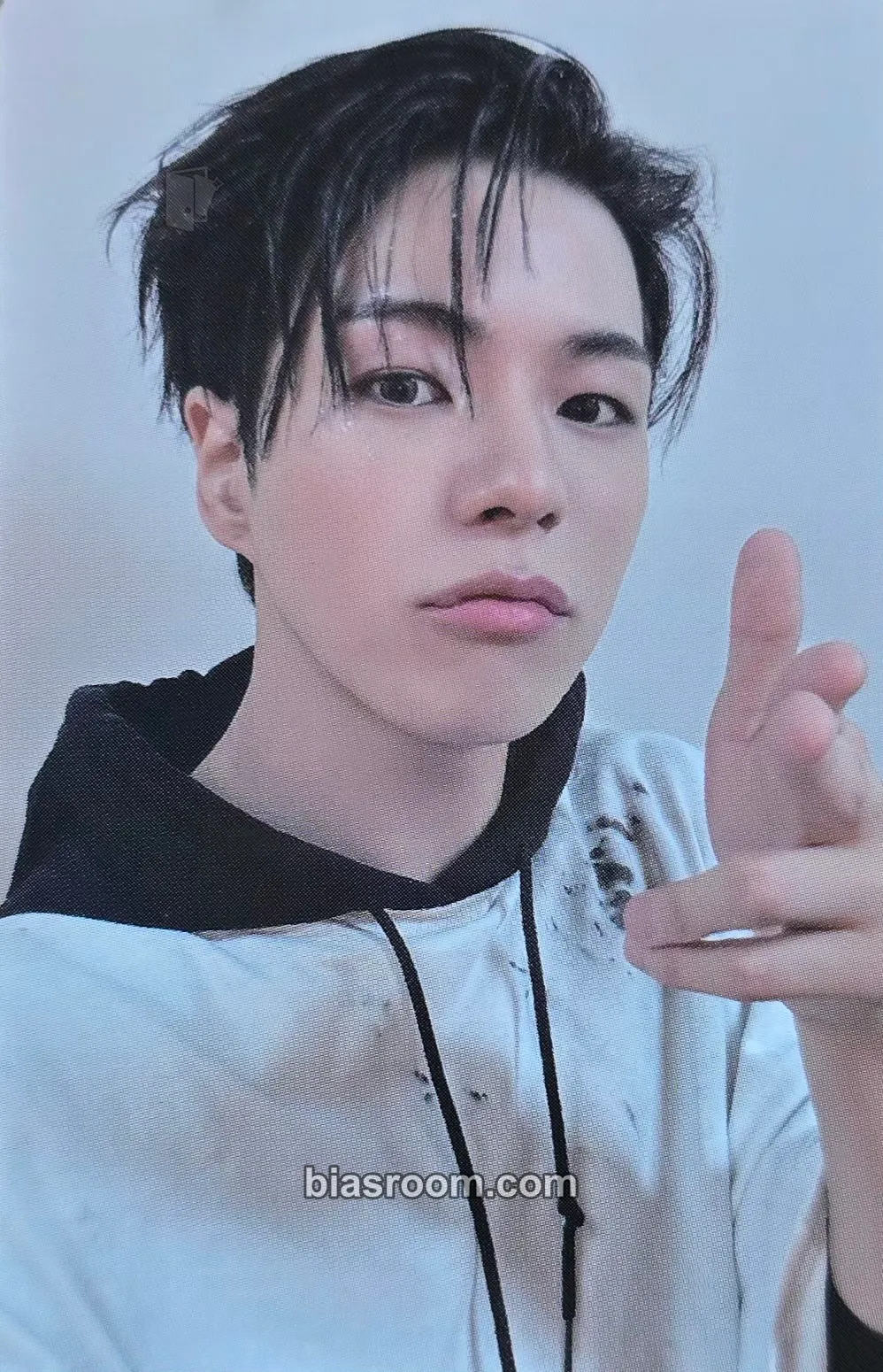 Yoon Jaehyuk LOVE PULSE Photocard - TREASURE - TREASURE K-pop photocard