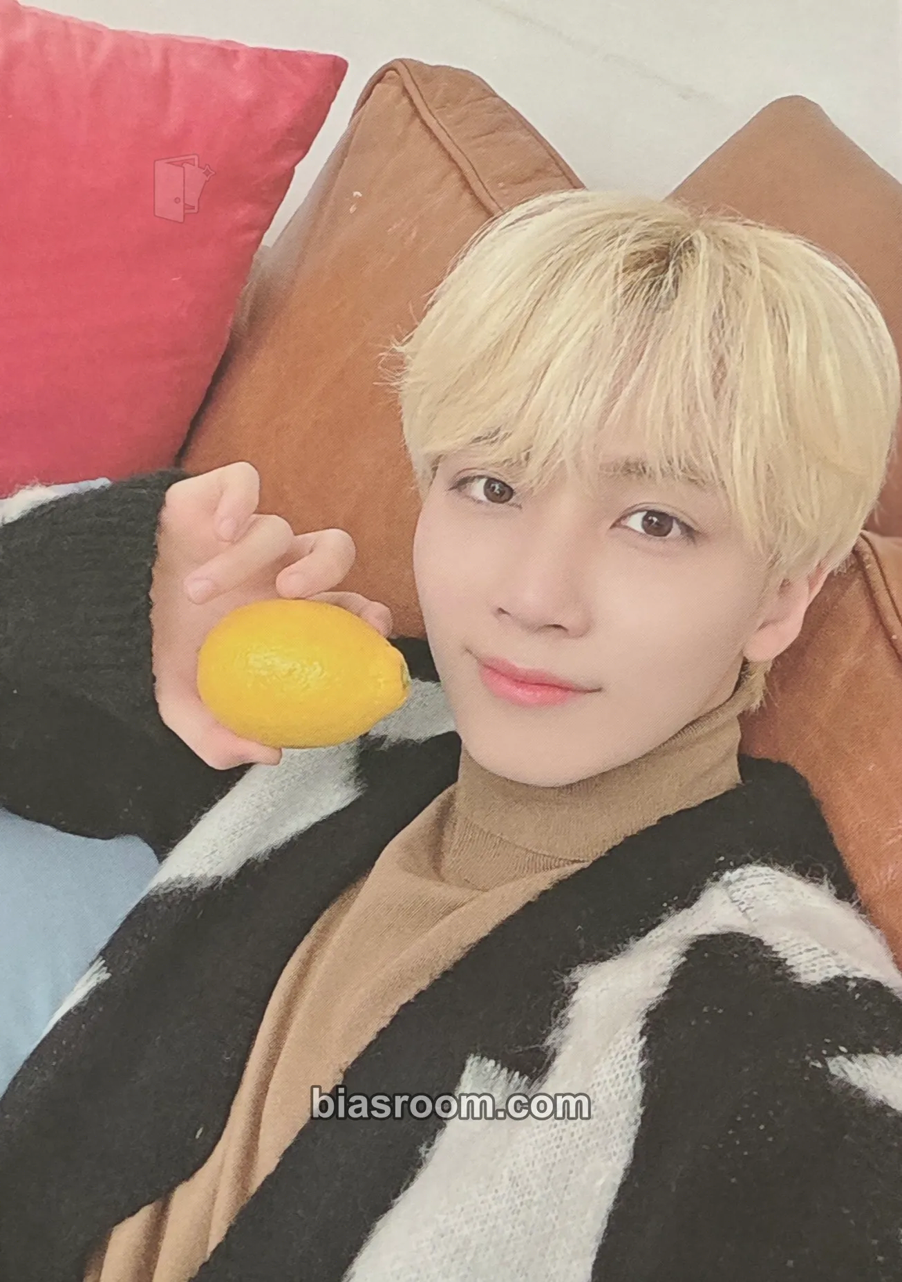 Jeonghan 2021 Seventeen's Home Merchandise Photocard - SEVENTEEN - SEVENTEEN K-pop photocard