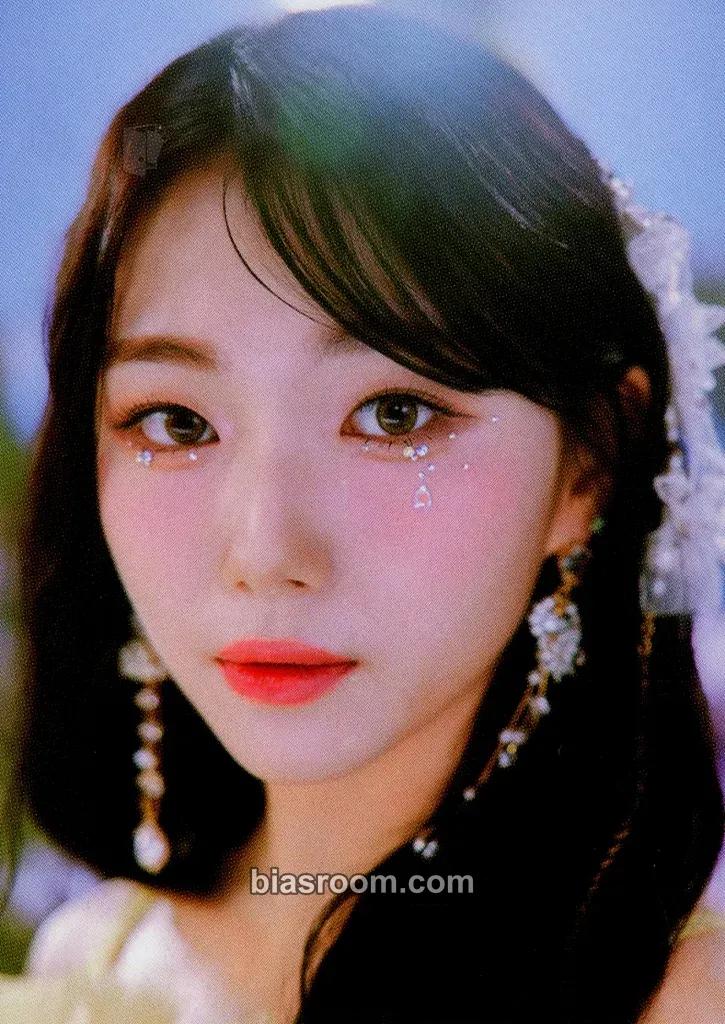 Youngeun Fairy Fantasia: Japan Fan Meeting Photocard - Kep1er - Kep1er K-pop photocard