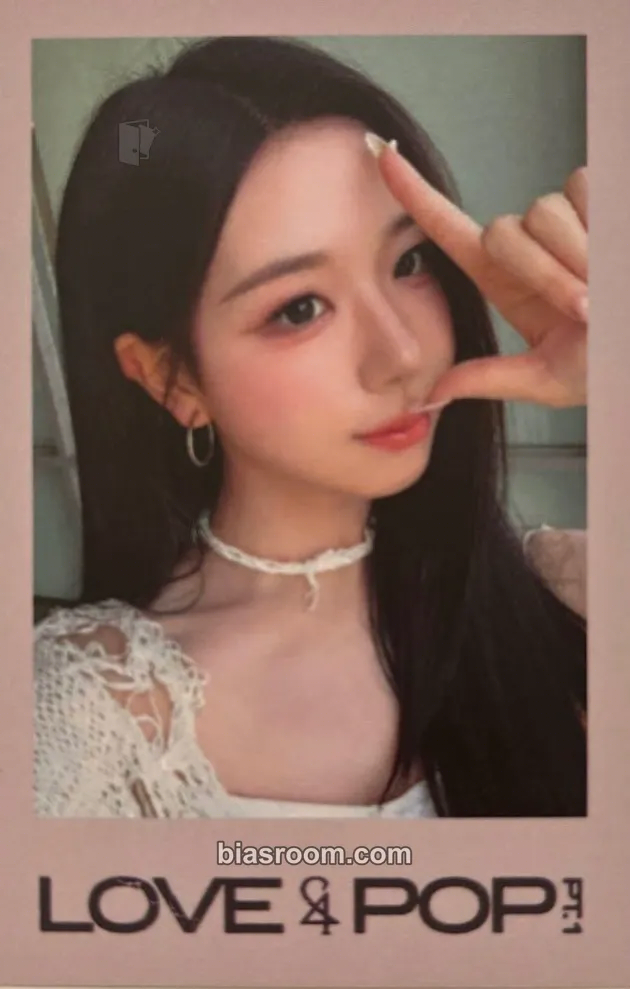 Chaeyeon LOVE&POP pt.1 Photocard - tripleS - tripleS K-pop photocard
