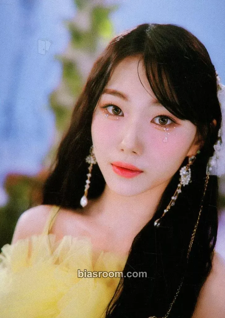 Youngeun Fairy Fantasia: Japan Fan Meeting Photocard - Kep1er