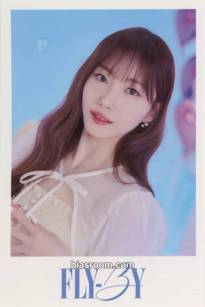 Youngeun FLY-BY Japan Concert Tour Photocard - Kep1er - Kep1er K-pop photocard